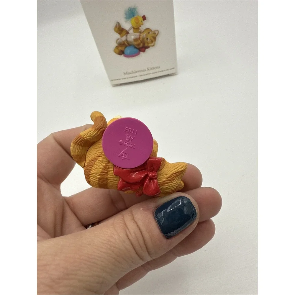 Hallmark Keepsake 2011 Mischievous Kittens Cat Toy Xmas Ornament 13th in Series